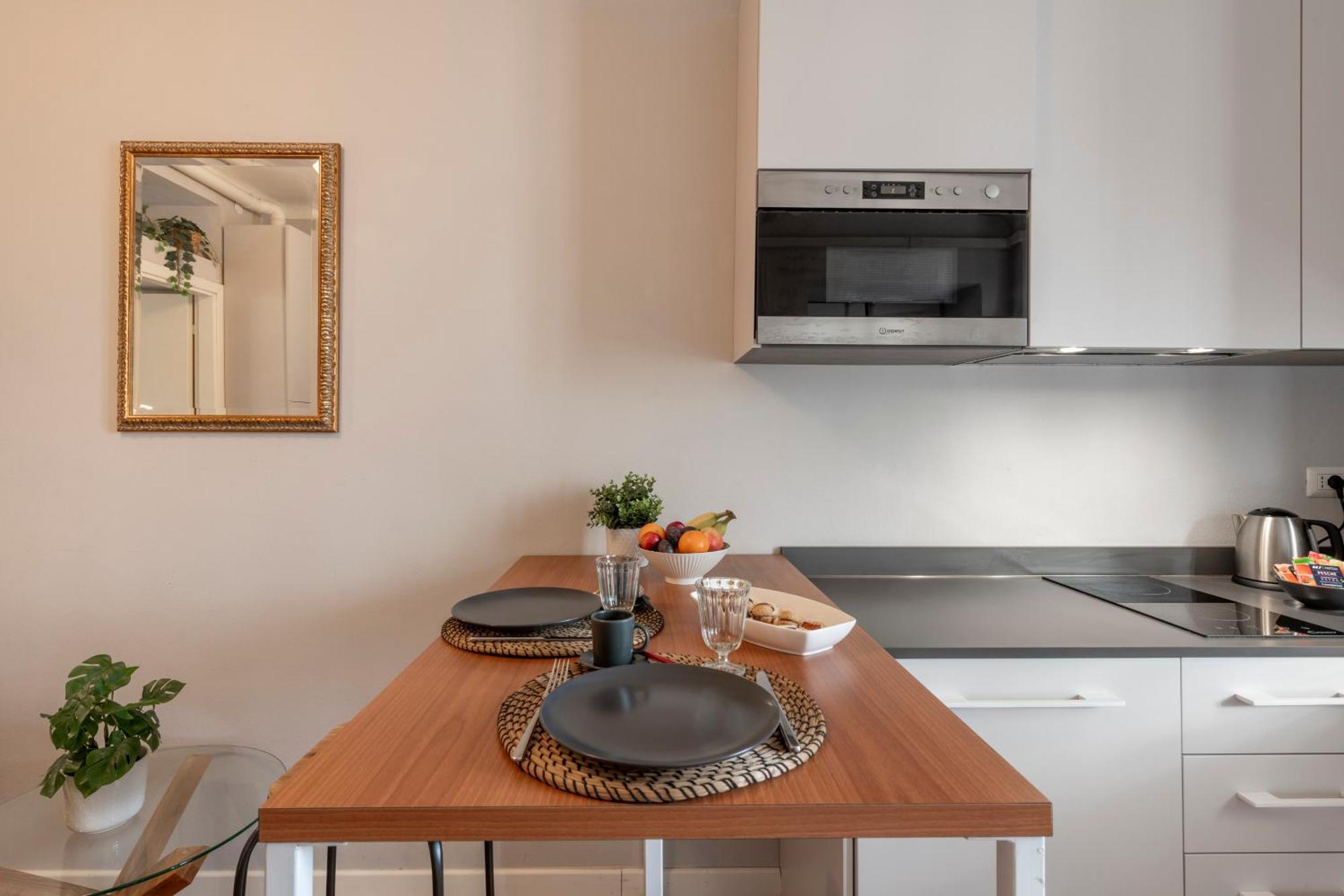 Bnbutler - Buenos Aires 49 - Lungo La Via Dello Shopping