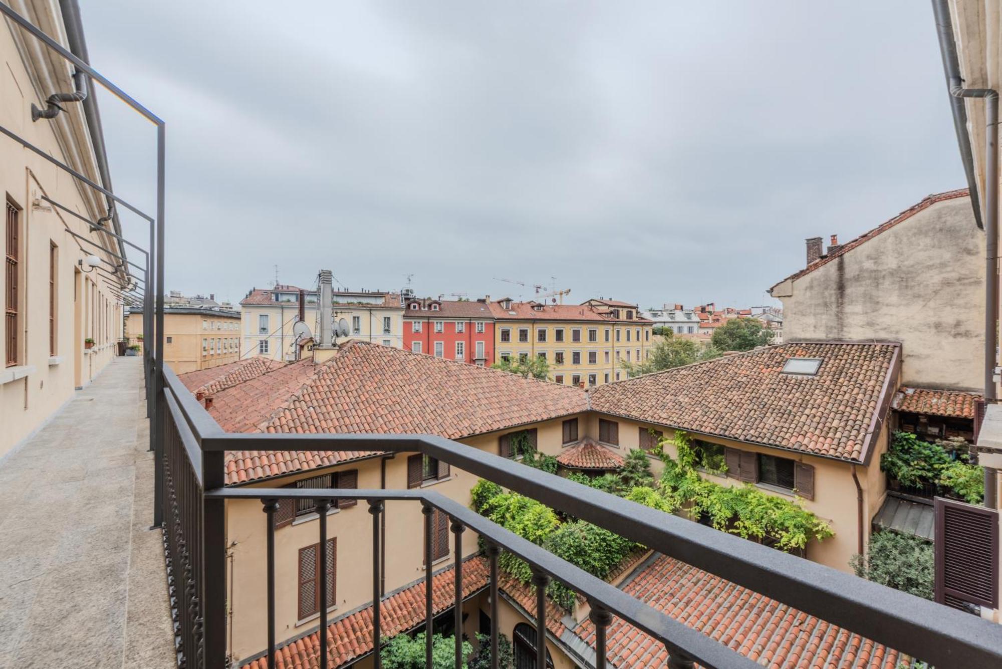 Apartment Porta Garibaldi Antique Charm *