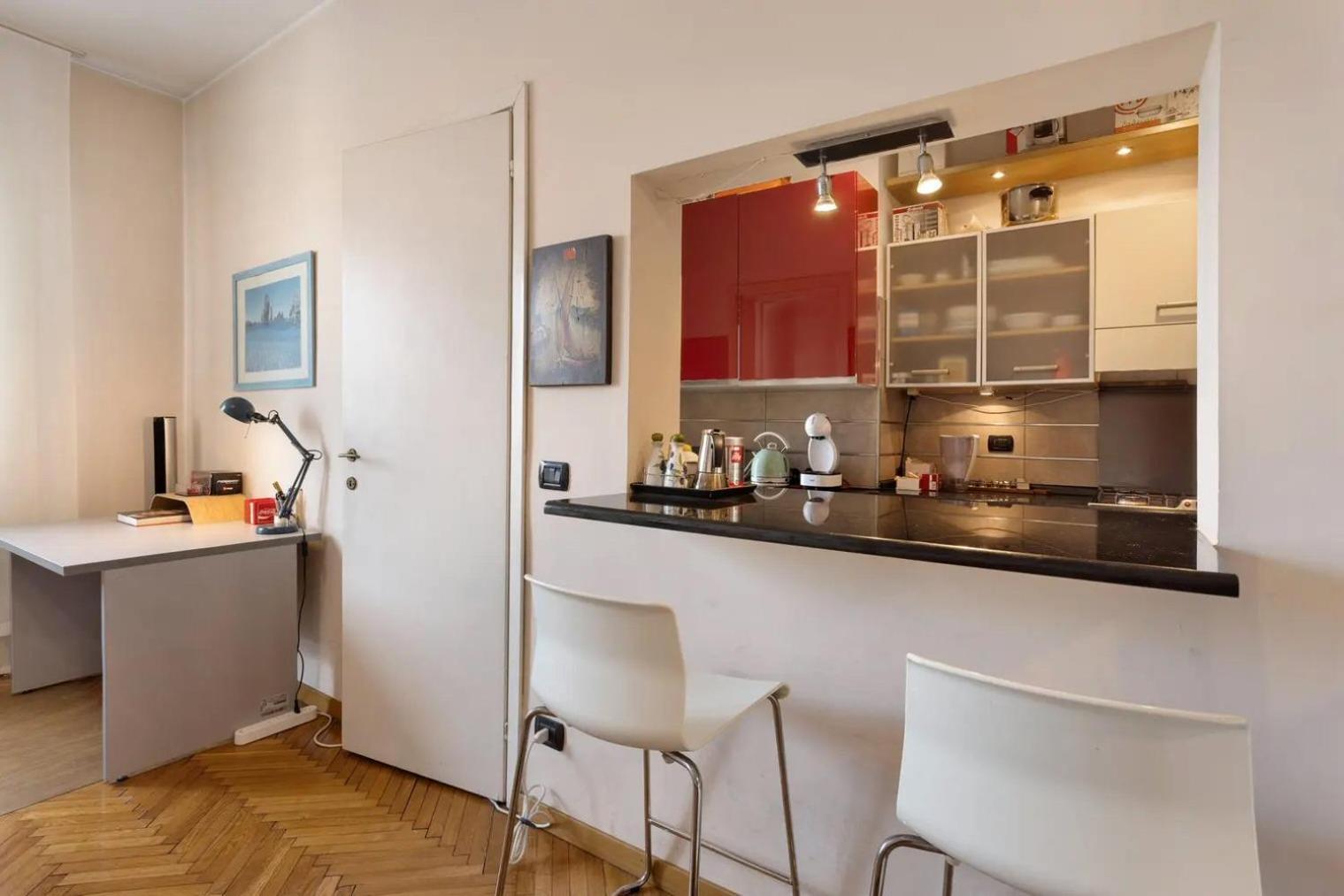 Cadolini - Secured Parking! - Duomo In 20 Min - Quiteness And Garden Apartment *