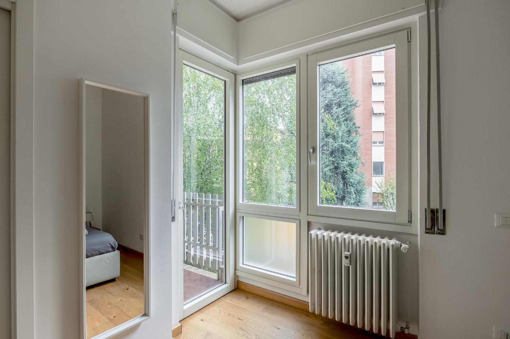 Favola House Isola * Milan