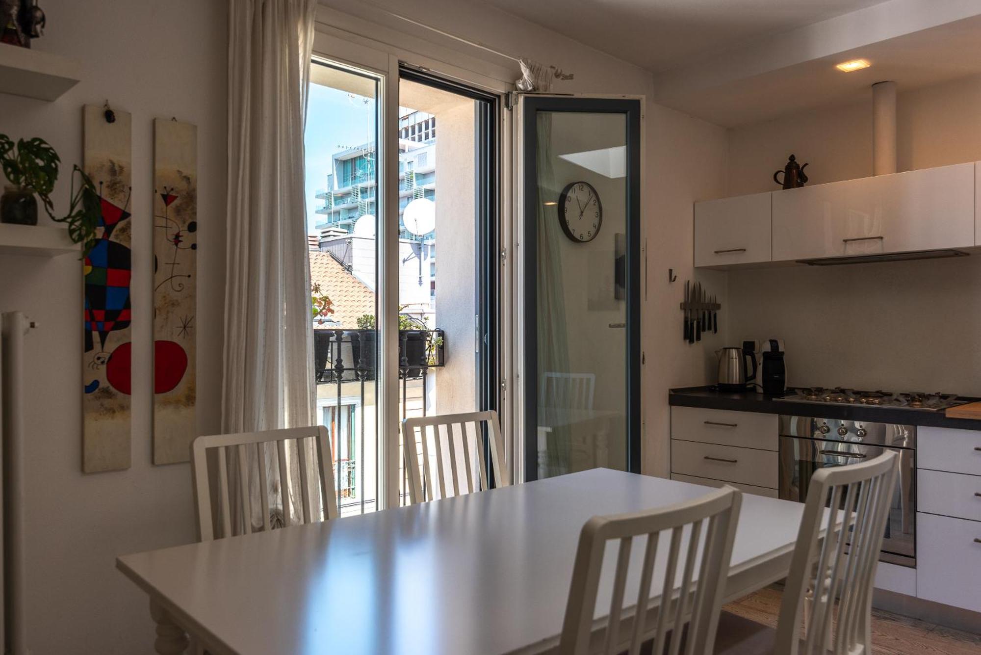 Marco Flat - 10 Minuti Da Stazione Centrale Apartment