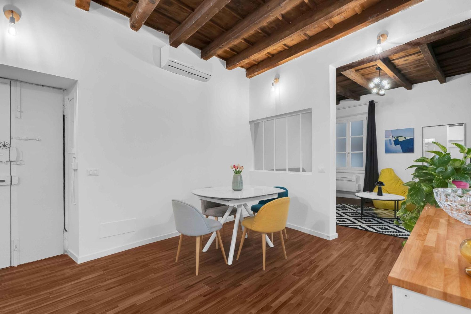 Apartment - Alzaia Naviglio Grande