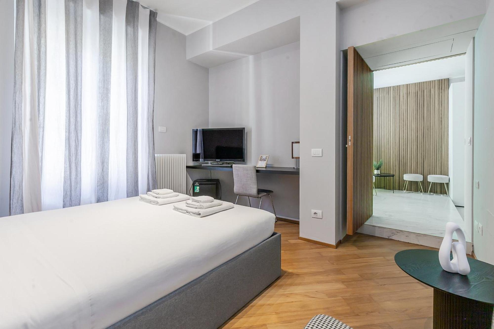Apartment San Babila Prestige - A Few Steps From Duomo Mailand