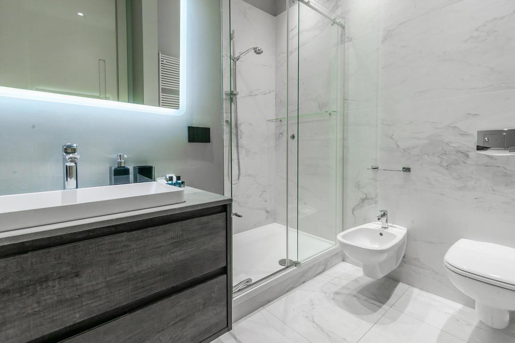 Apartment San Babila Prestige - A Few Steps From Duomo *
