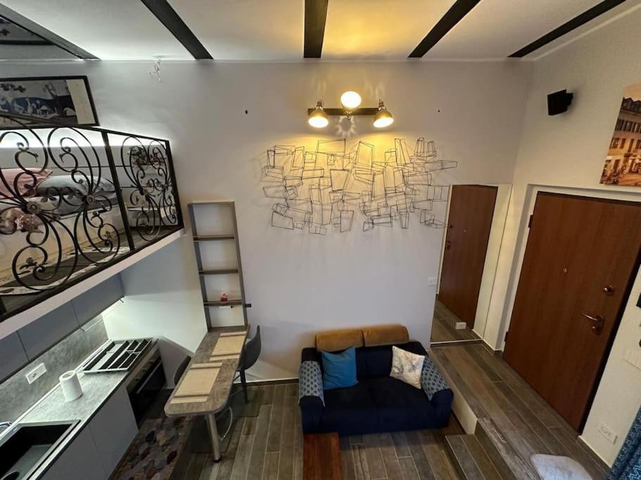 Apartment Due Fiori Loft Niguarda Milan