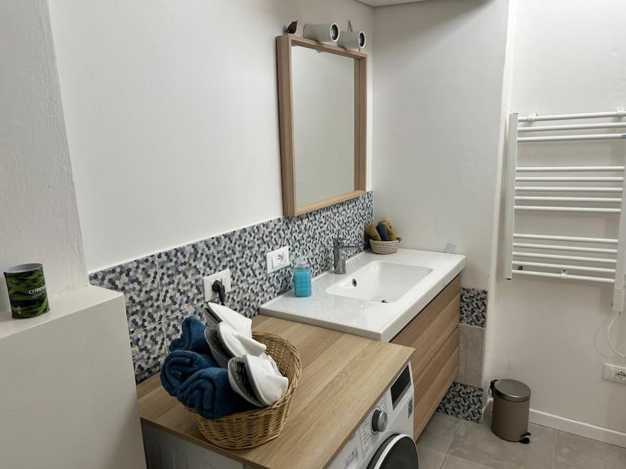 3 Bedrooms Flat Fully Equipped With Pool & Tennis Apartment Mailand