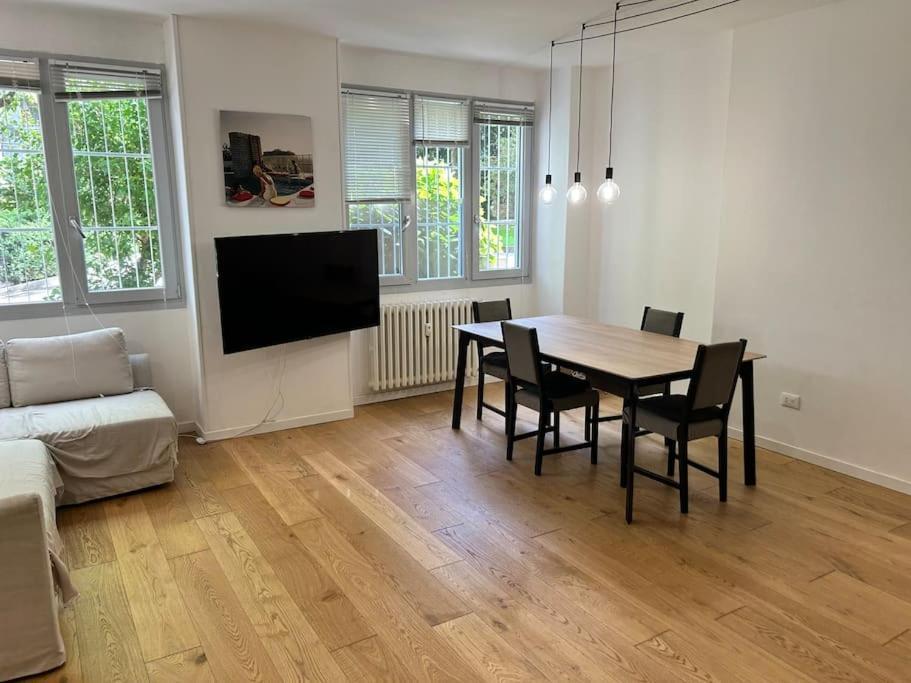 Apartment 3 Bedrooms Flat Fully Equipped With Pool & Tennis Mailand