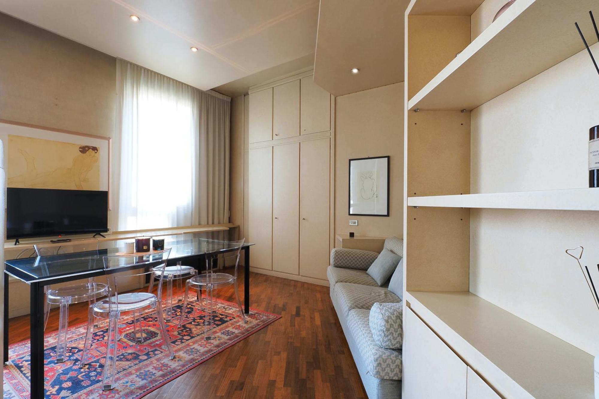 Duomo Luxury Ix Apartamento *