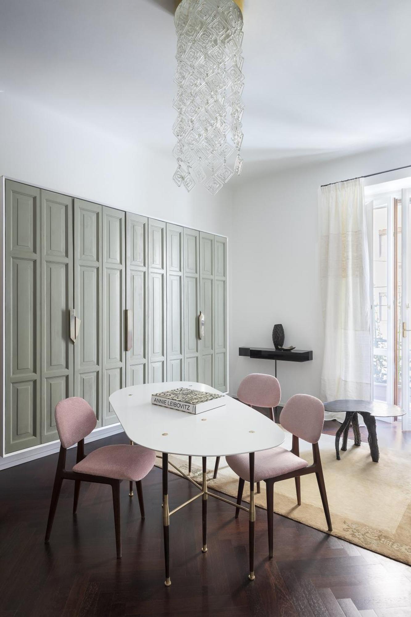 Sophisticated With Italian Charm *