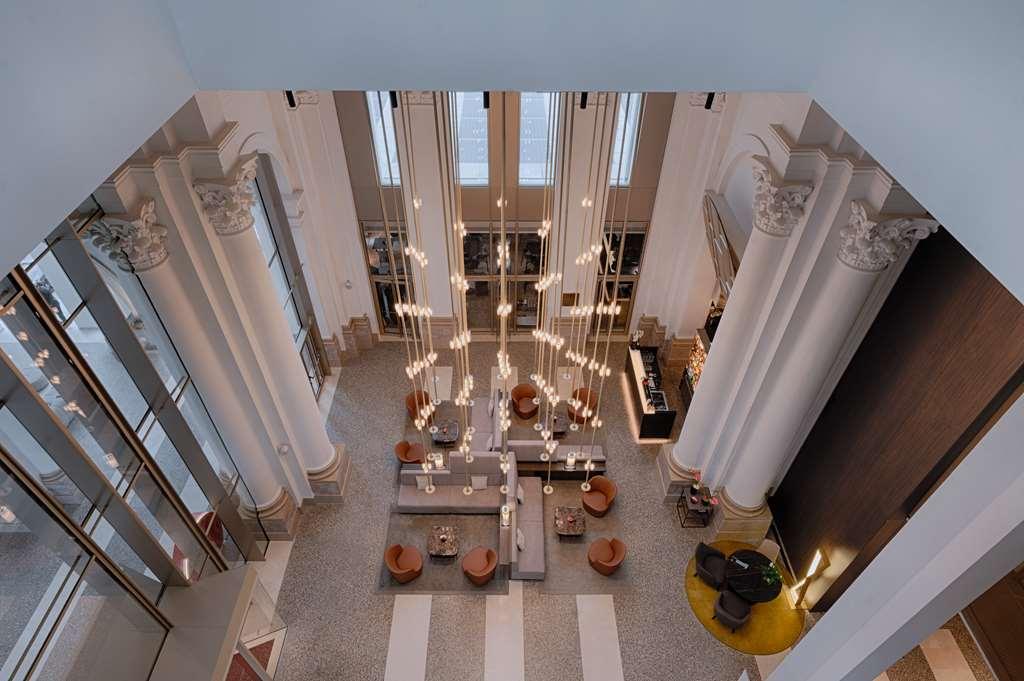 Nh Collection Life Hotel