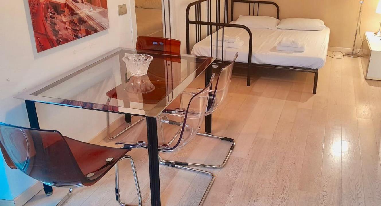 Piazzale Susa Bright Flat Con Veranda Apartment