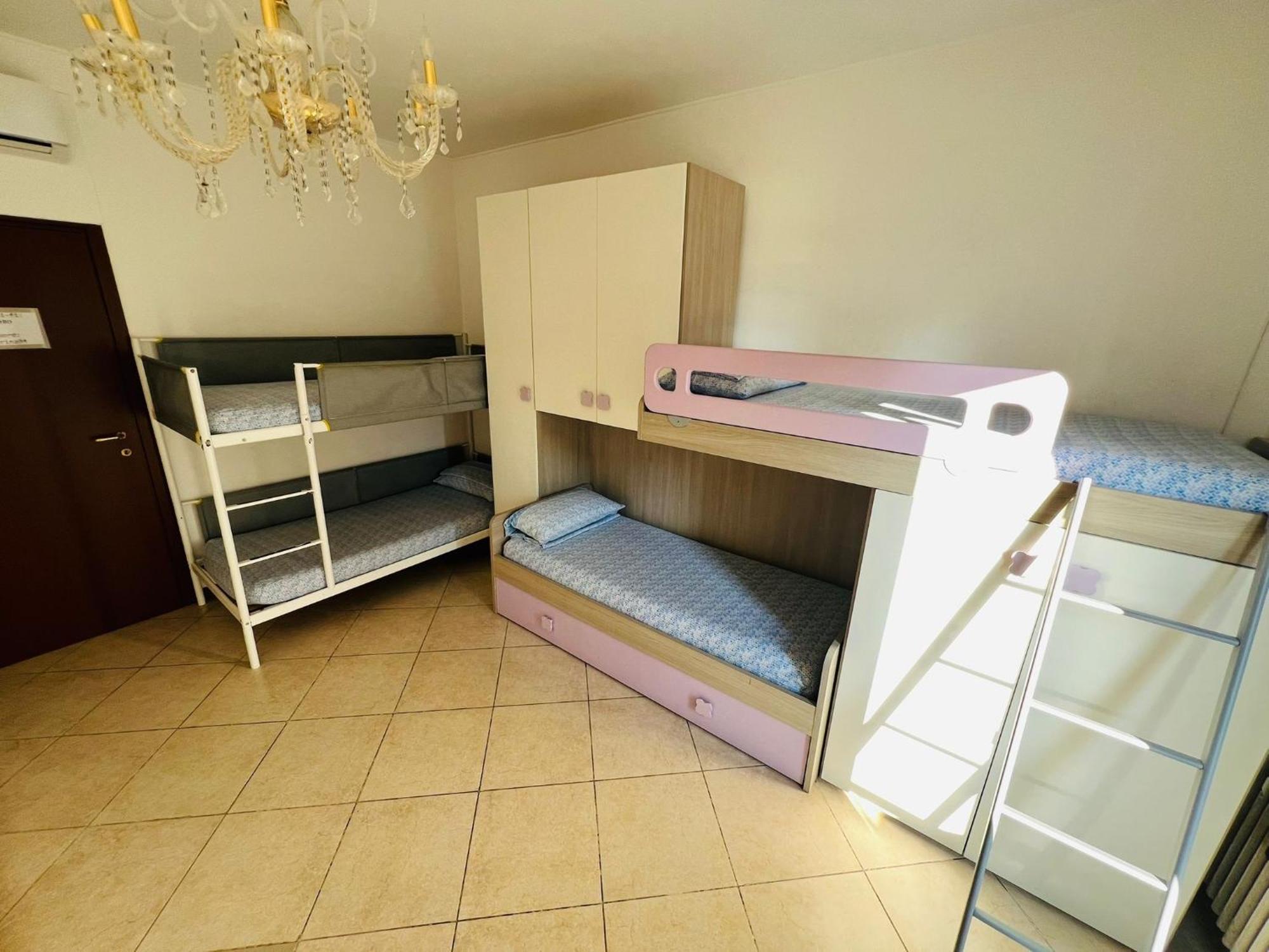 Guest house Gigli, Con Cucina In Comune E Terrazza Milan