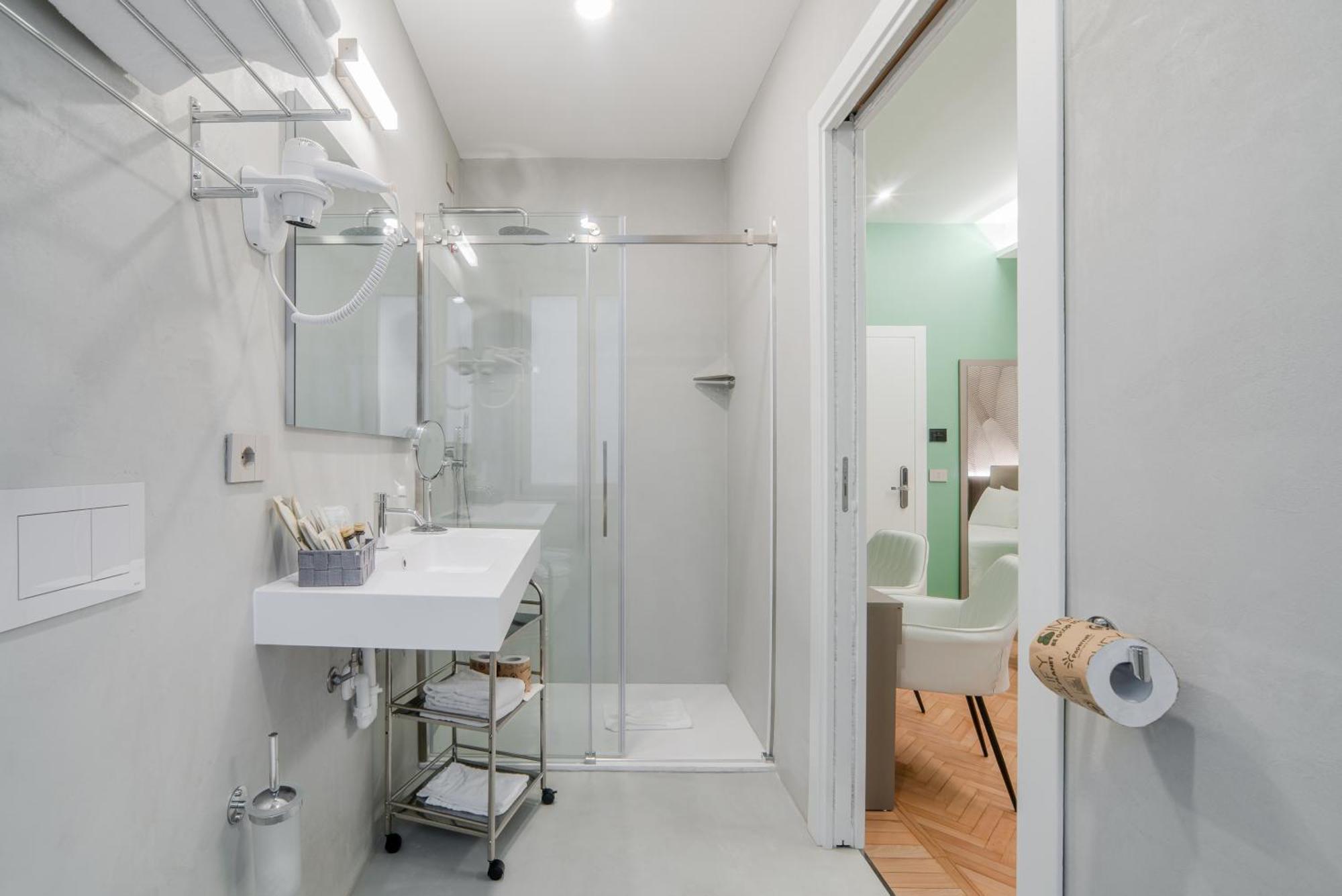 Ticinese Hotel Milão