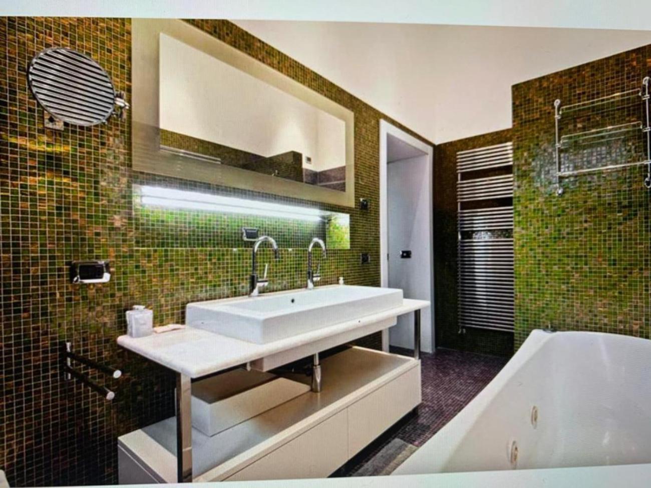 San Babila Loft Esclusivo With Parking Apartment Mailand