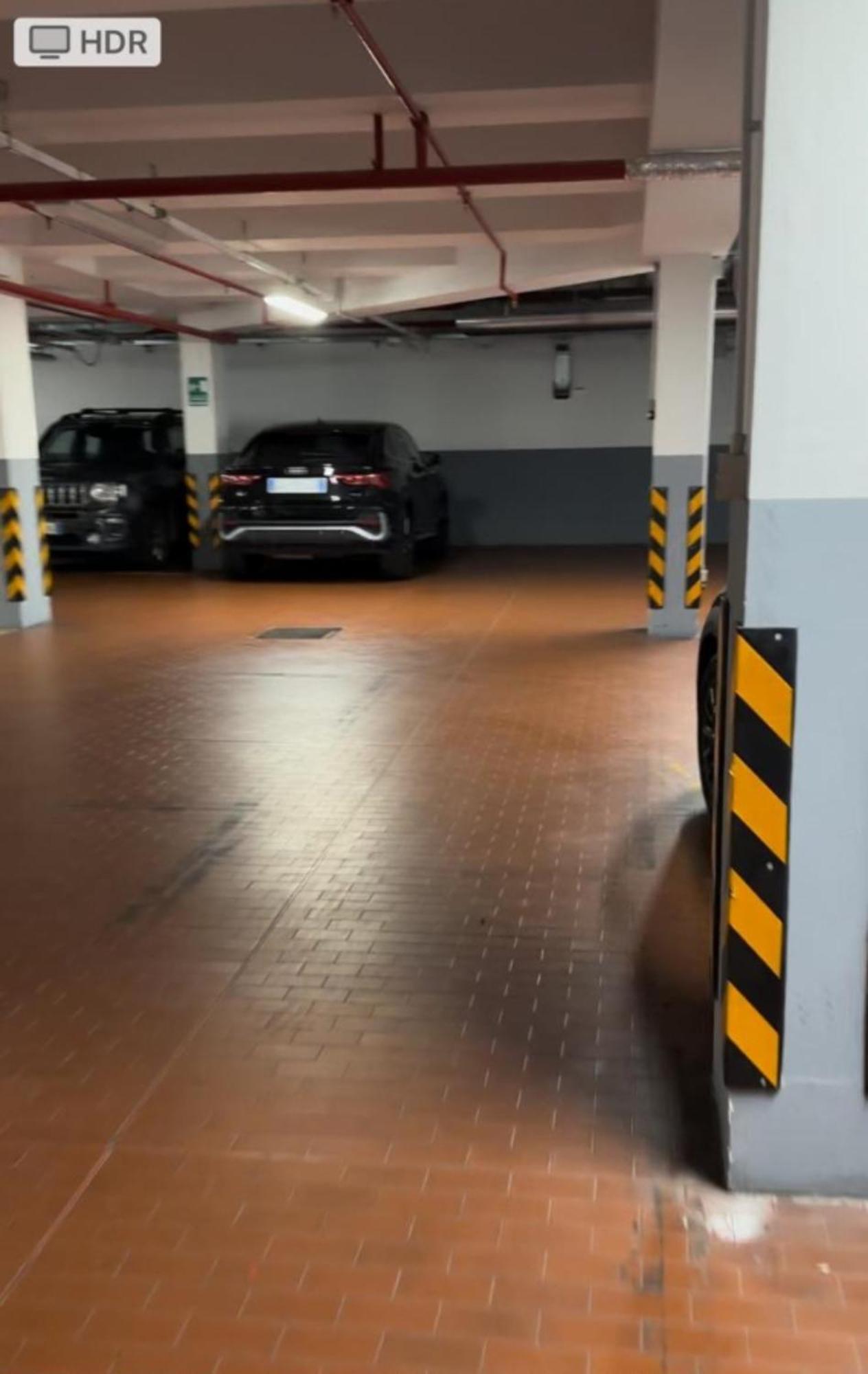 Apartment San Babila Loft Esclusivo With Parking Mailand