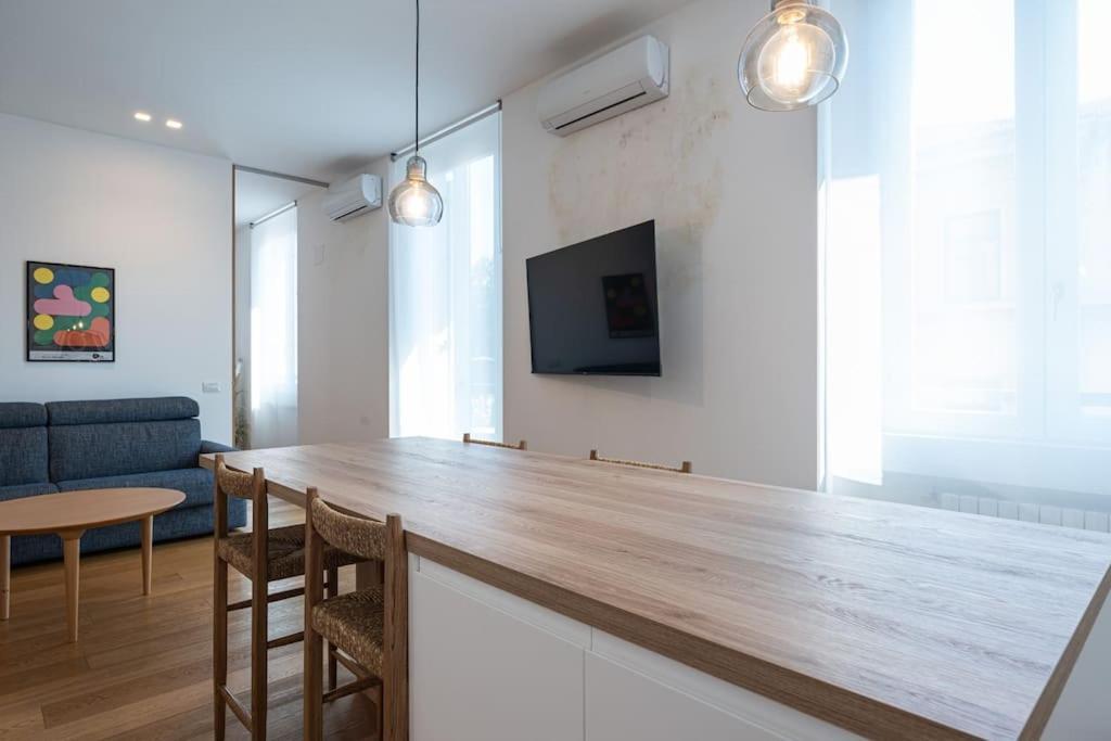 Apartment Splendid One Bedroom De Angeli 2nd Fl - Mirable Pm Mailand