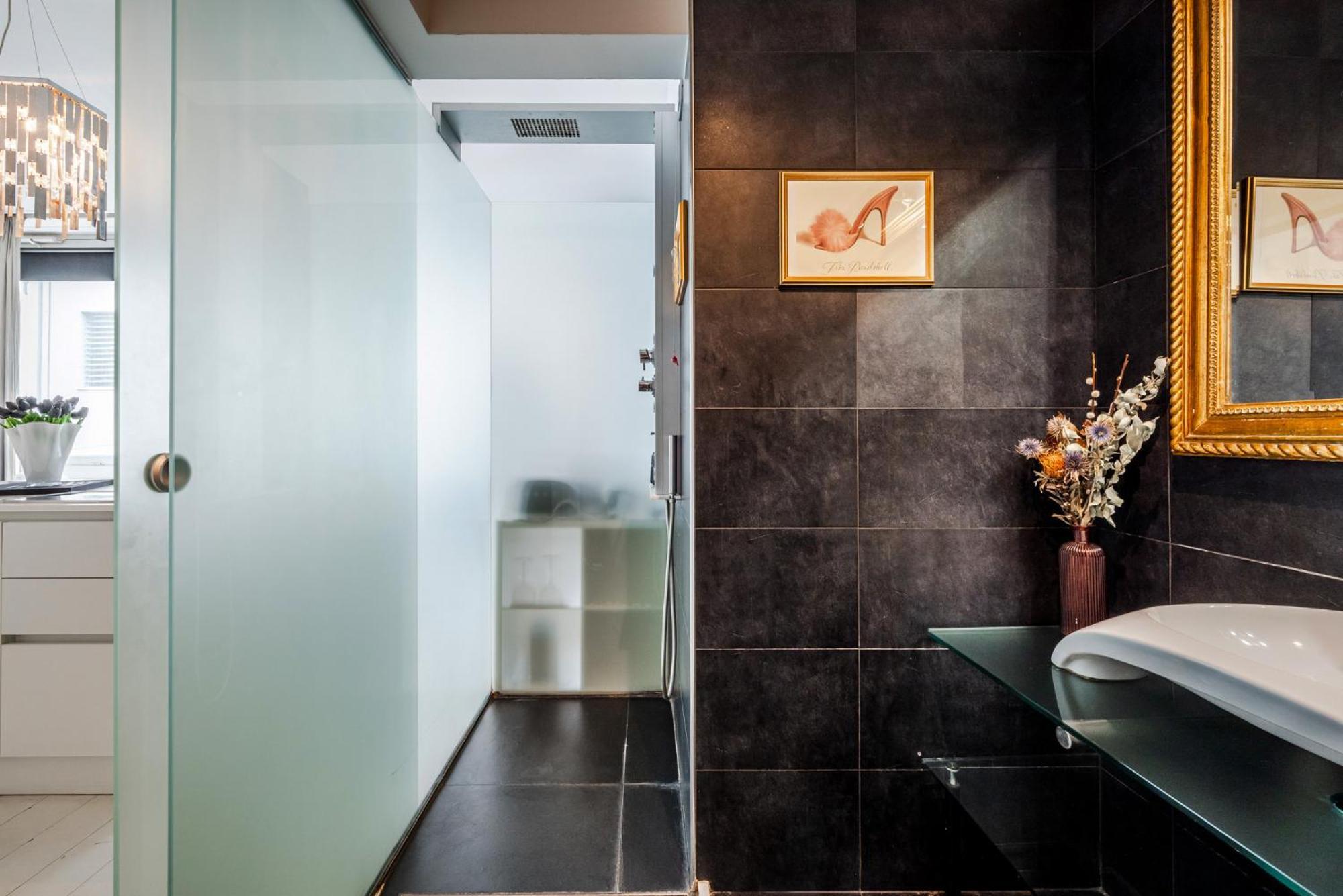 The Boutique - Iconic In Galleria Duomo With Private Parking * Milão