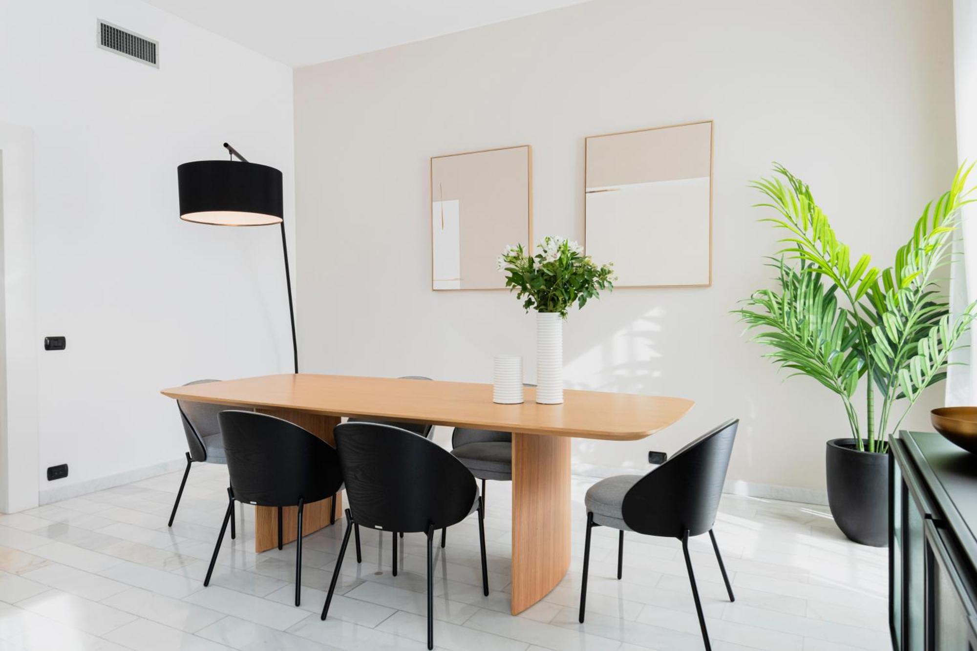 Relstay - Montenapoleone Apartment *
