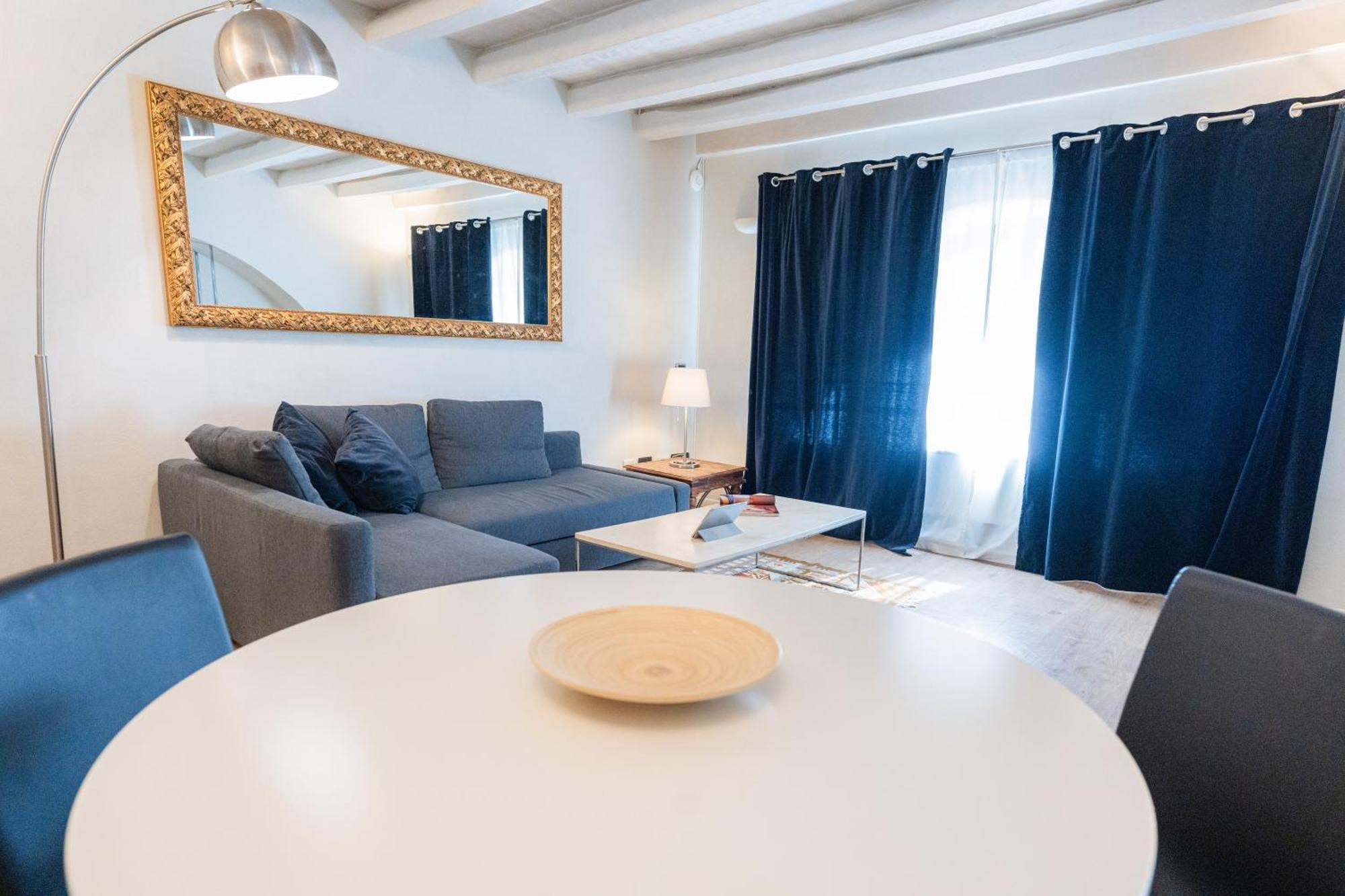 Apartment Eleganza Design Corso Porta Garibaldi - 80 Mq *