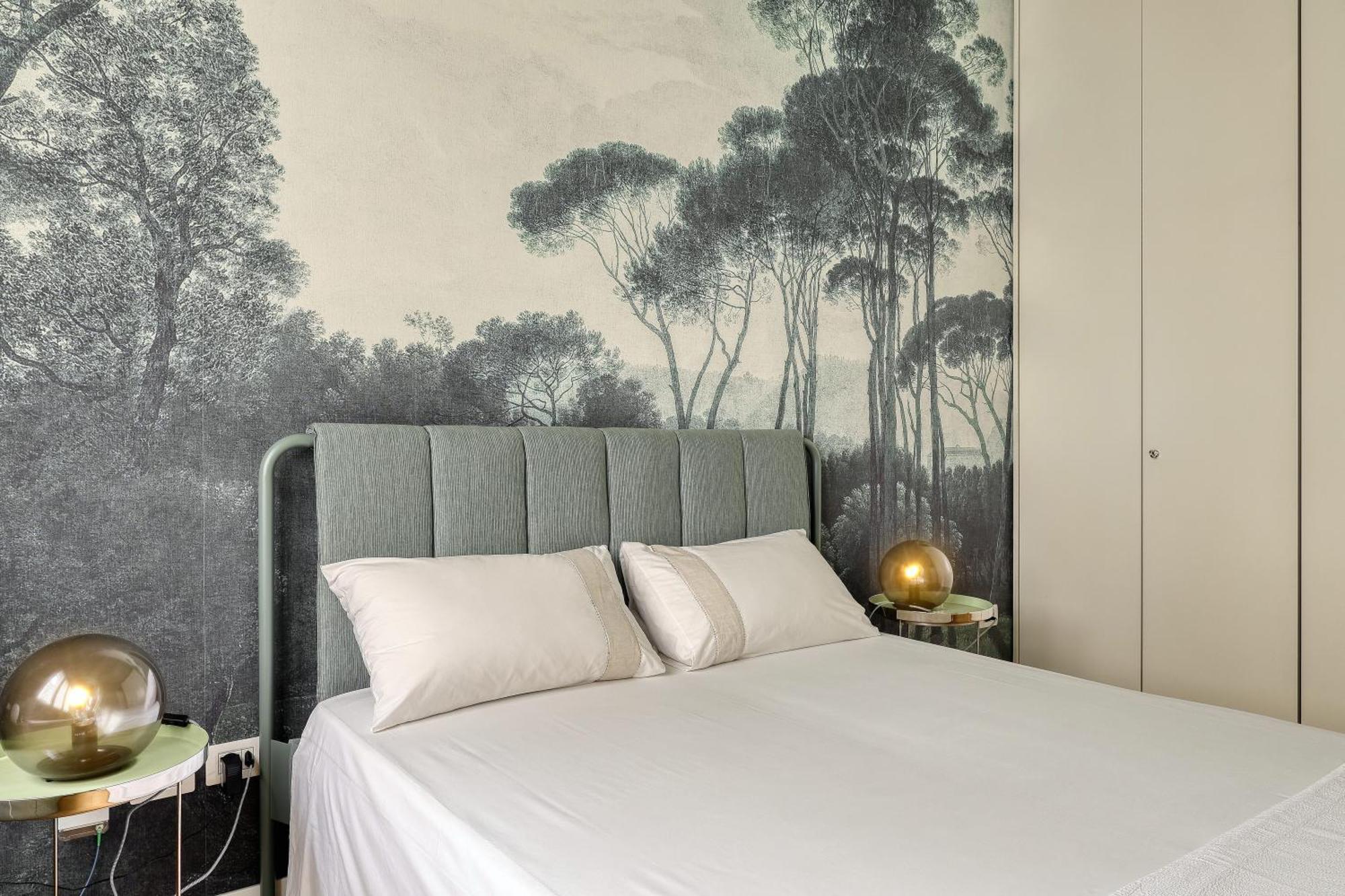 Charme-sant'ambrogio Apartment