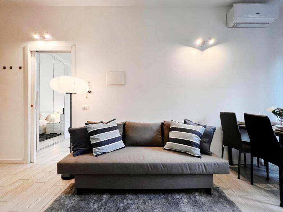 20 Min Duomo - Modern Apartment Mailand