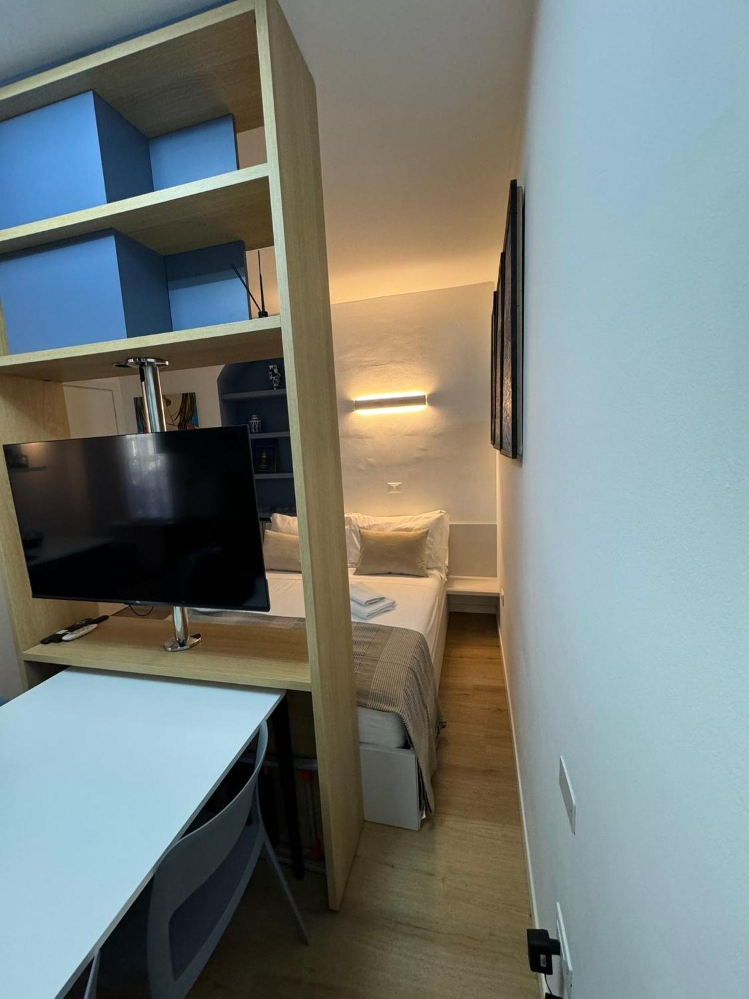 Apartment Loft Bosco Verticale - Isola Milan