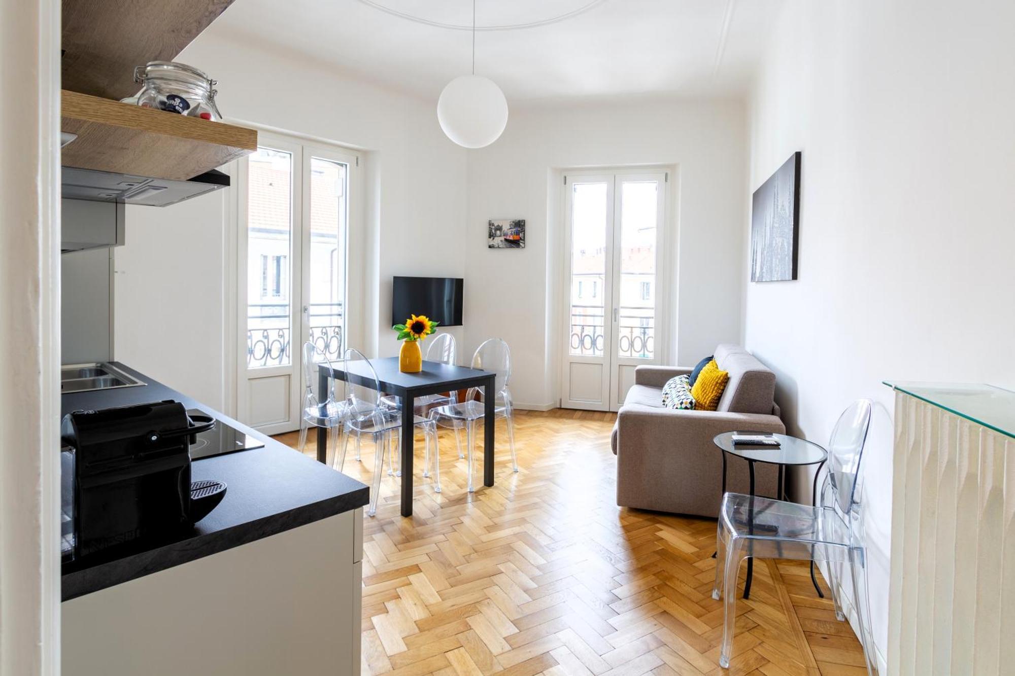 Apartment In Historic Building- Porta Venezia