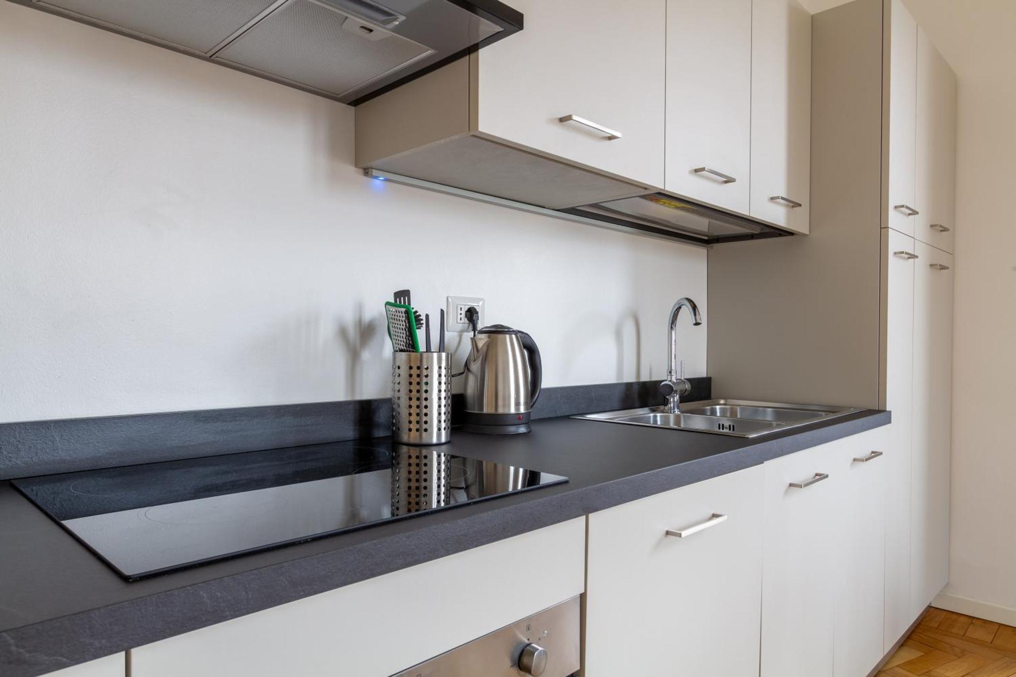 Apartment In Historic Building- Porta Venezia *