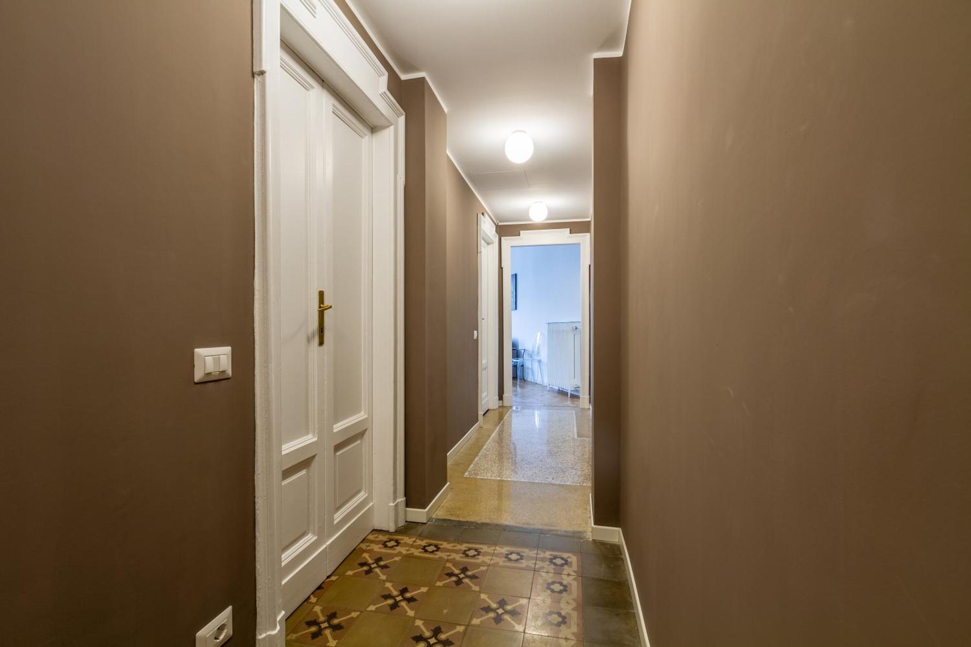 In Historic Building- Porta Venezia Apartment *