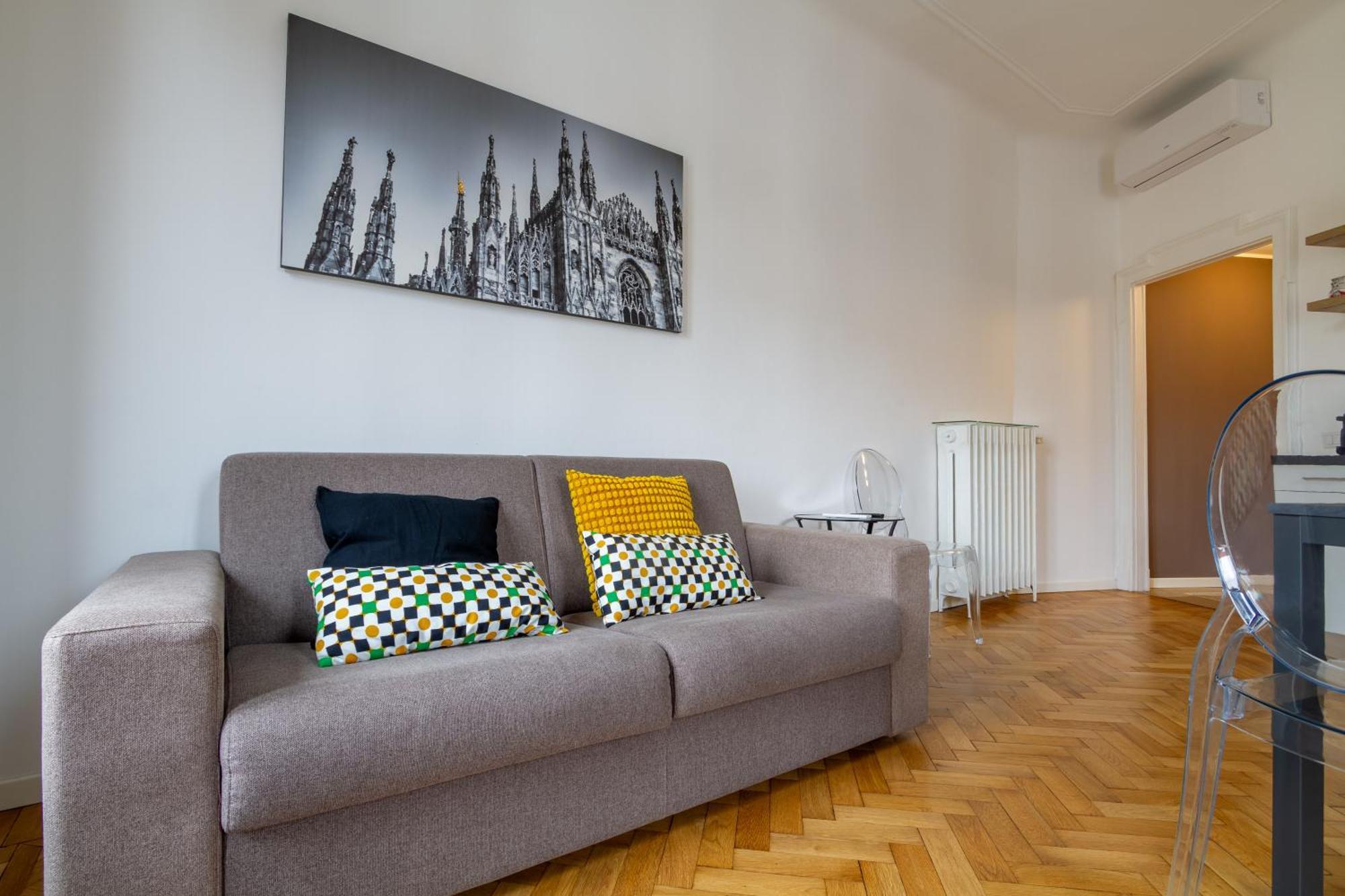 In Historic Building- Porta Venezia Apartment Mailand