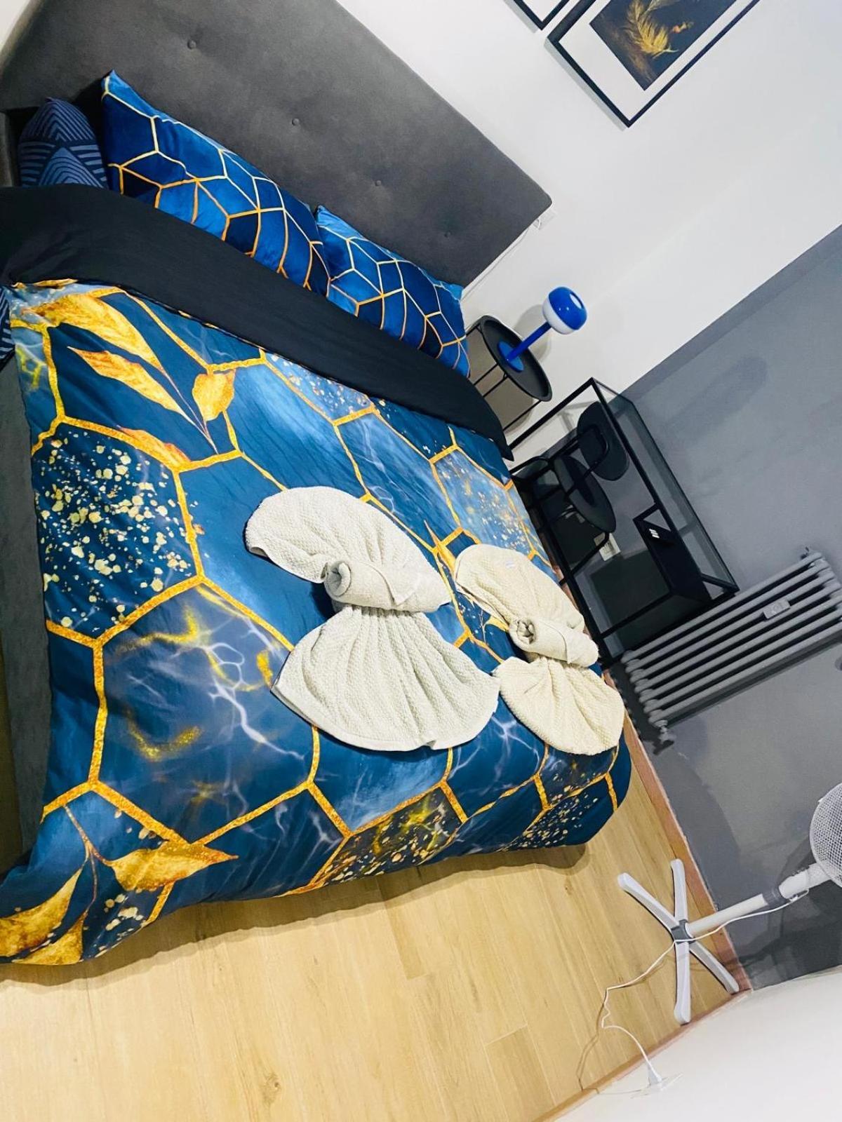 Guest house Underground *