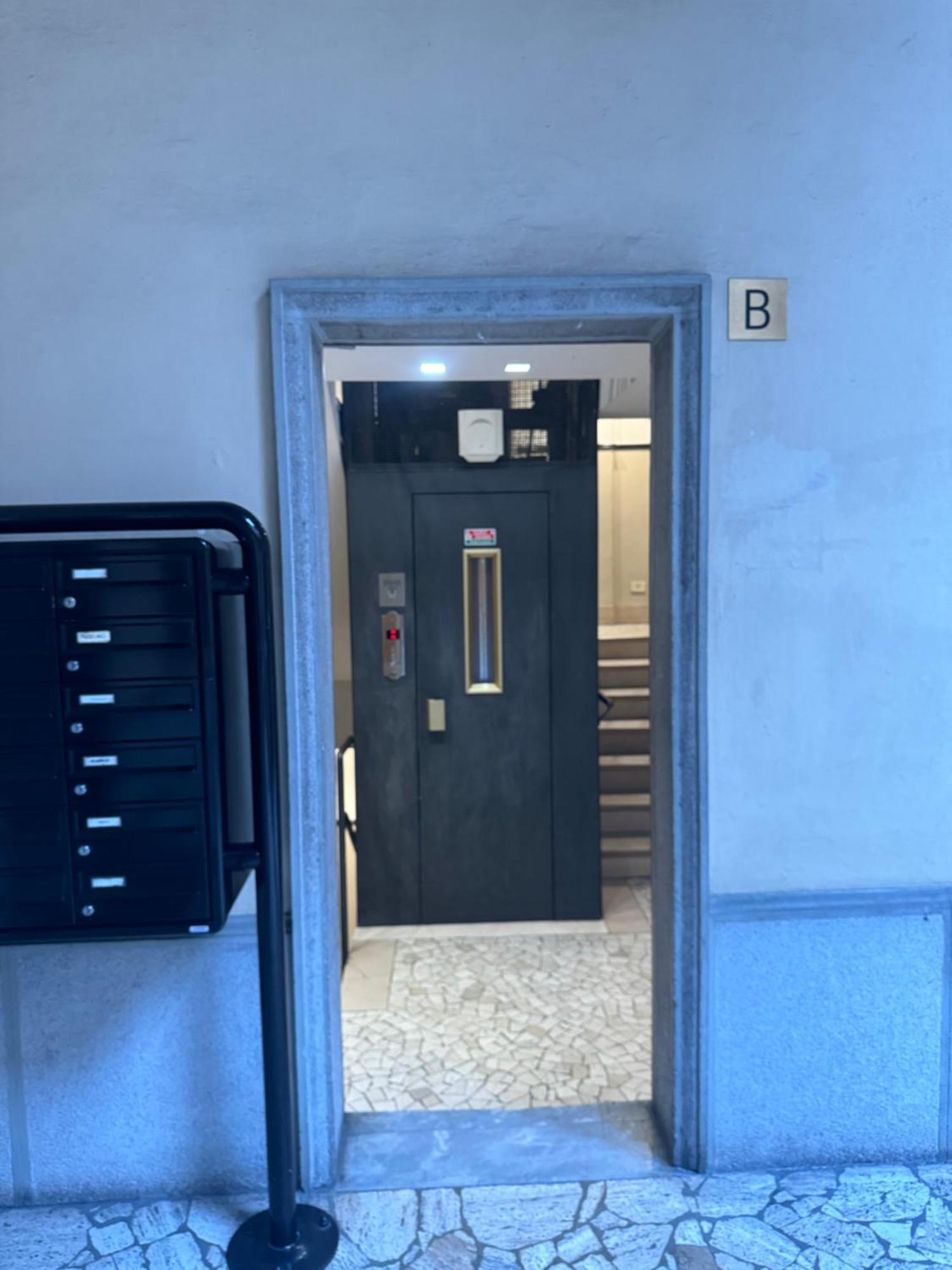Apartment Free 30 Minutes Preemptive Cognitive Disconnect Therapy Price Location Real Duomo Palace Mini Suite *
