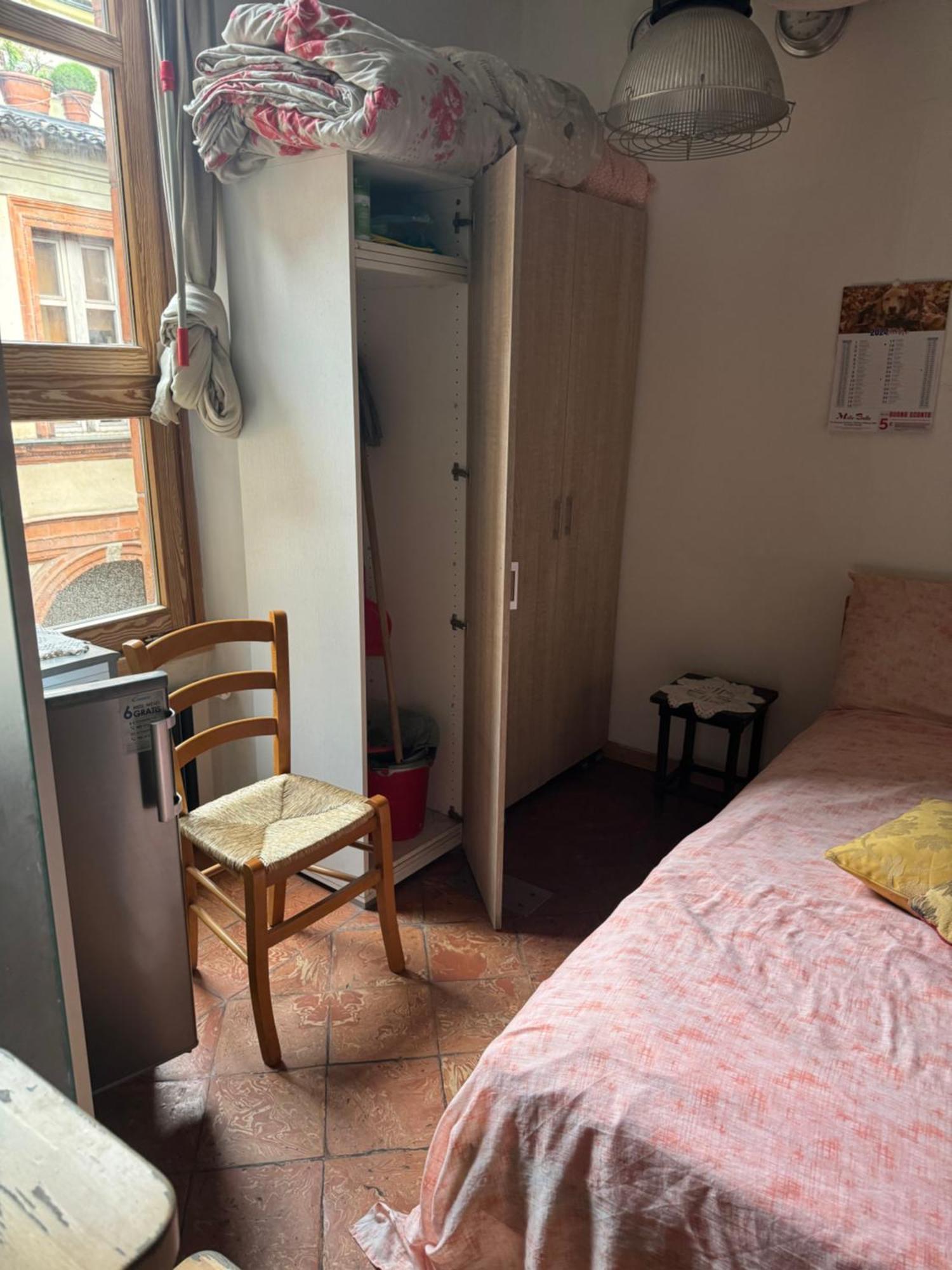 Apartment Free 30 Minutes Preemptive Cognitive Disconnect Therapy Price Location Real Duomo Palace Mini Suite Mailand
