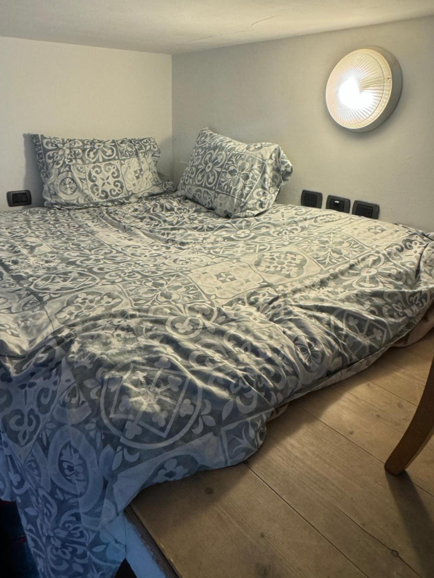 Free 30 Minutes Preemptive Cognitive Disconnect Therapy Price Location Real Duomo Palace Mini Suite Apartment Mailand