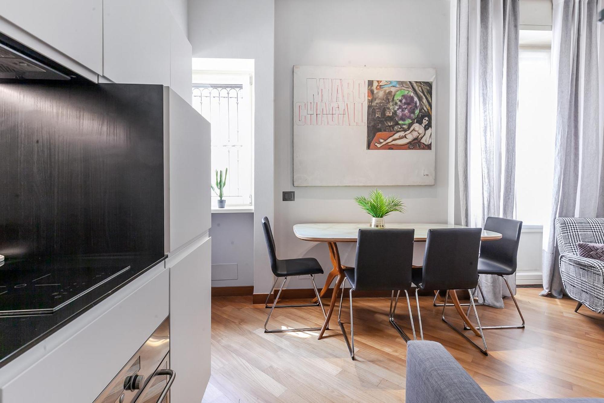 Apartment San Babila Executive - Discover The Historic Centre Of *