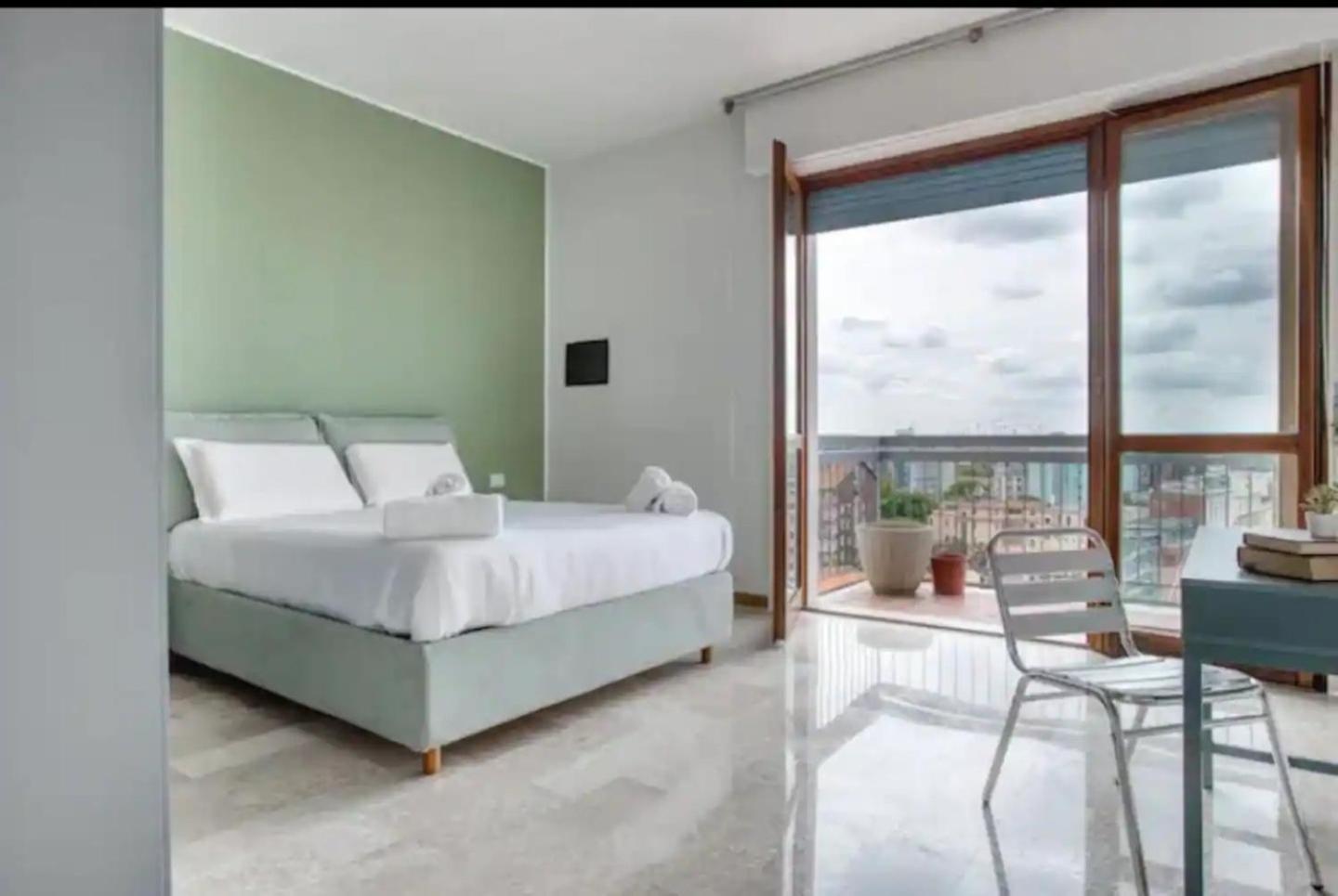 Apartamento Amazing Center Skyline Milão