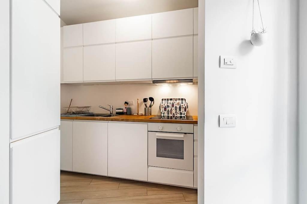 Heart Of Navigli Cozy And Comfort Apartment *