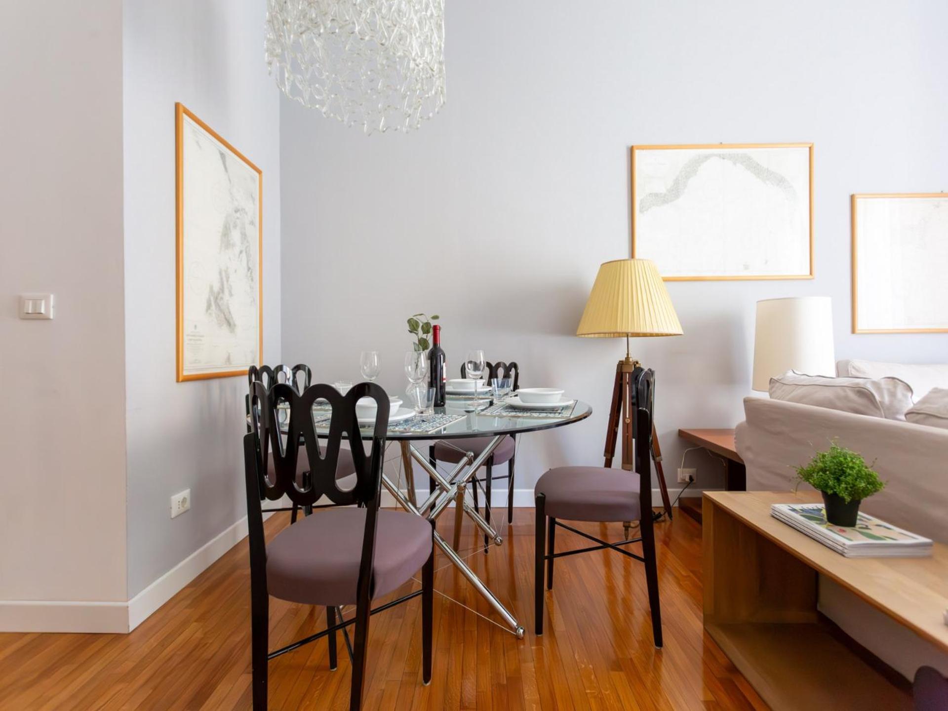 The Rent - Spacious Two-bedroom In Crocetta