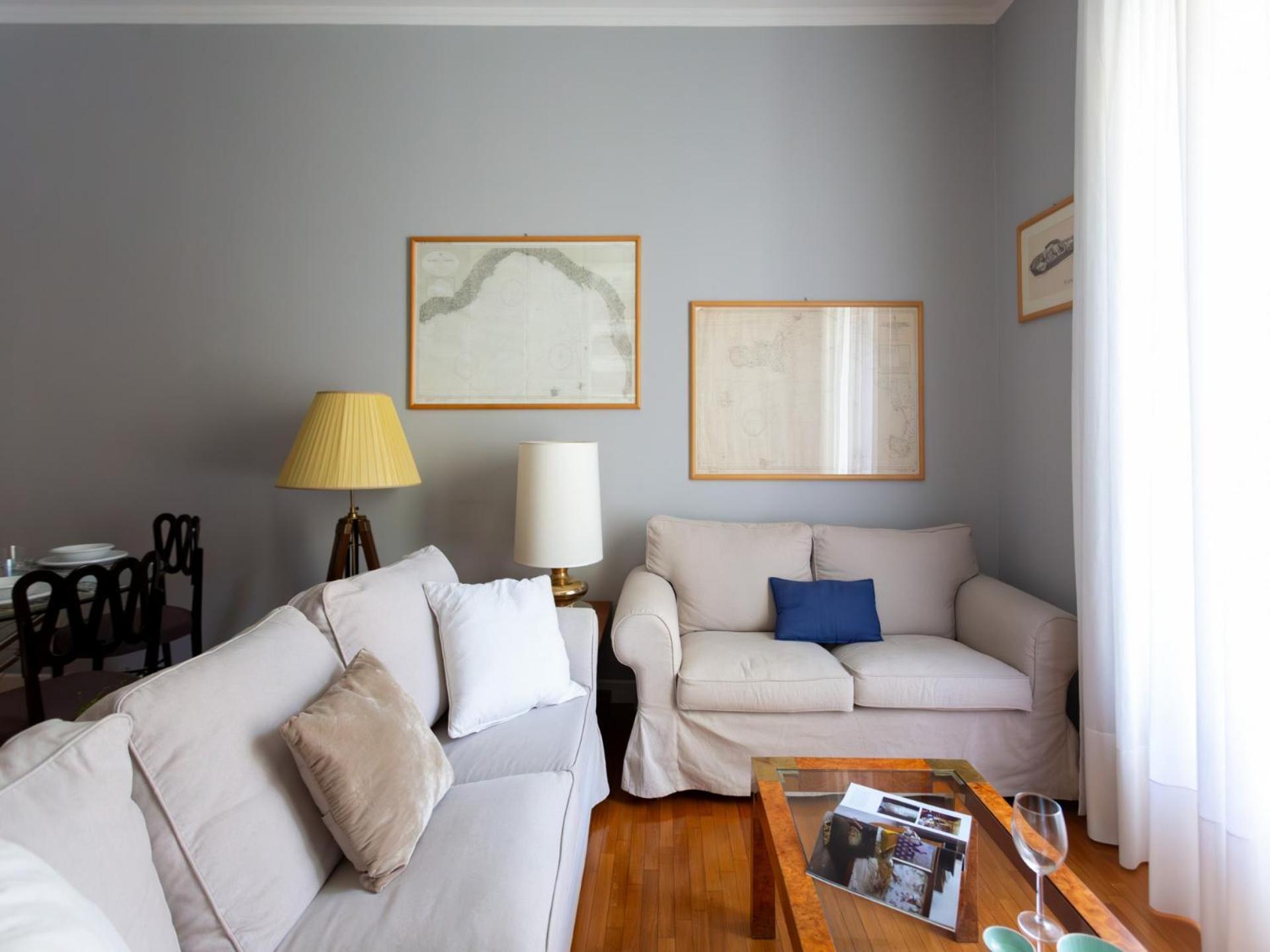 The Rent - Spacious Two-bedroom In Crocetta *