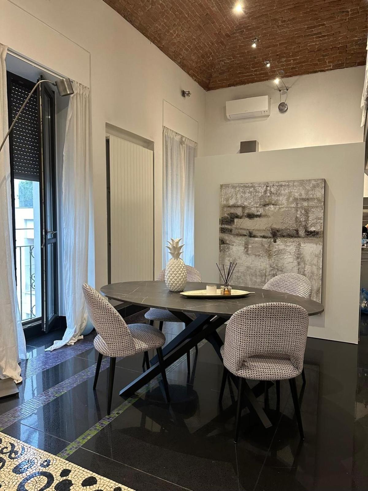 San Babila Loft Esclusivo With Parking Apartment
