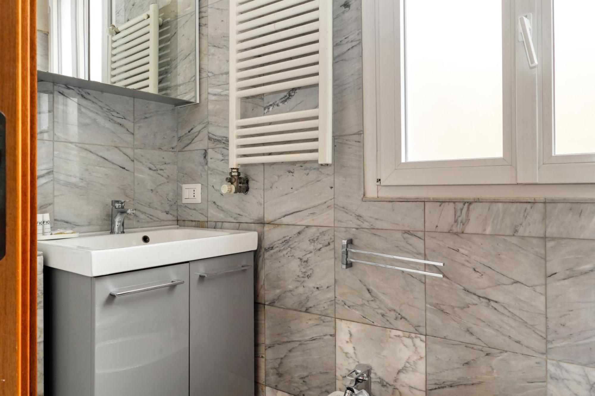 Joivy Welcoming 1br Flat In Porta Garibaldi Apartment Mailand