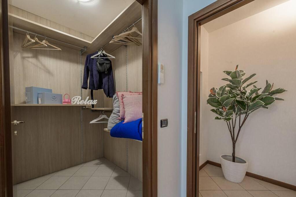 Apartment Near Duomo - Free Parking -terrace - Metro - Ac Mailand