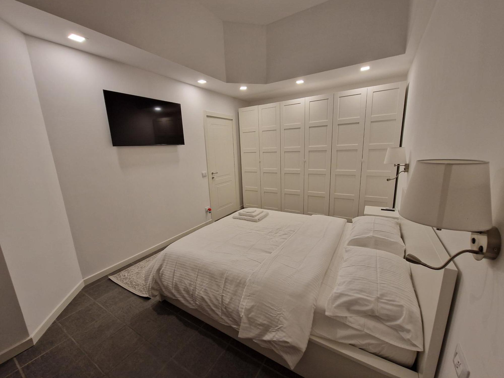 Apartamento Homes & - Meravigli Den Milão