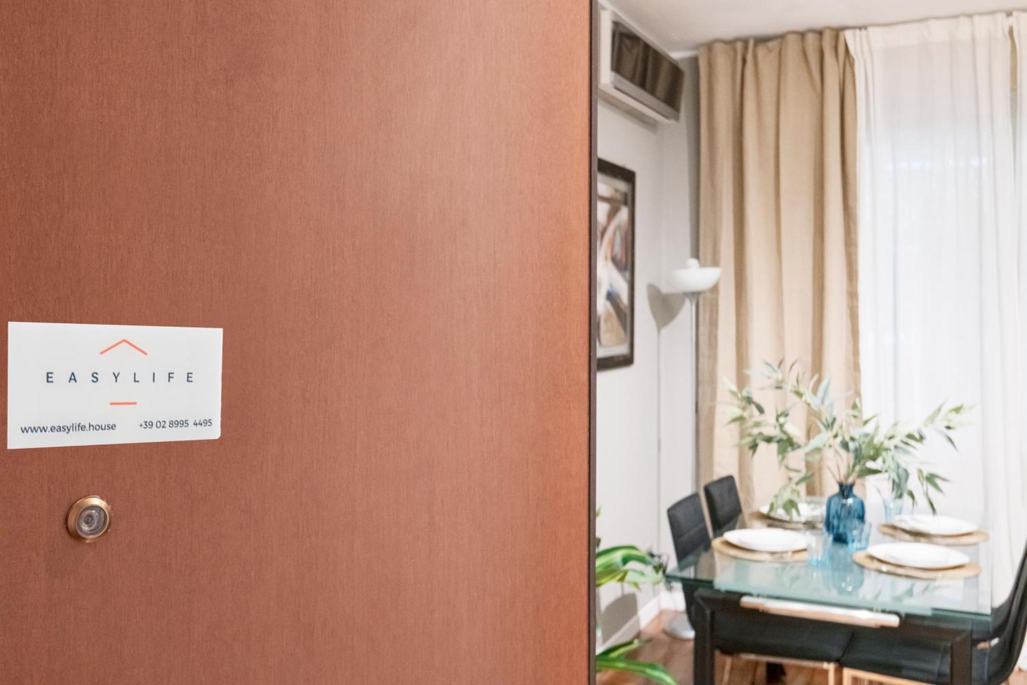 Apartment Brilliant Flat In Pta Venezia By Easylife Mailand