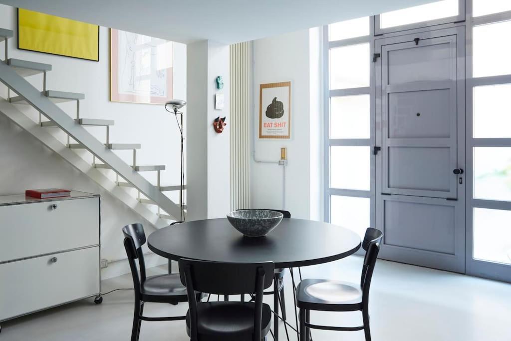 Artist - Porta Romana Apartment