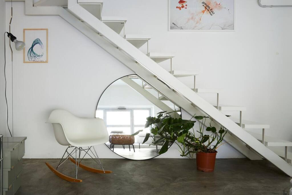 Artist - Porta Romana Apartment *