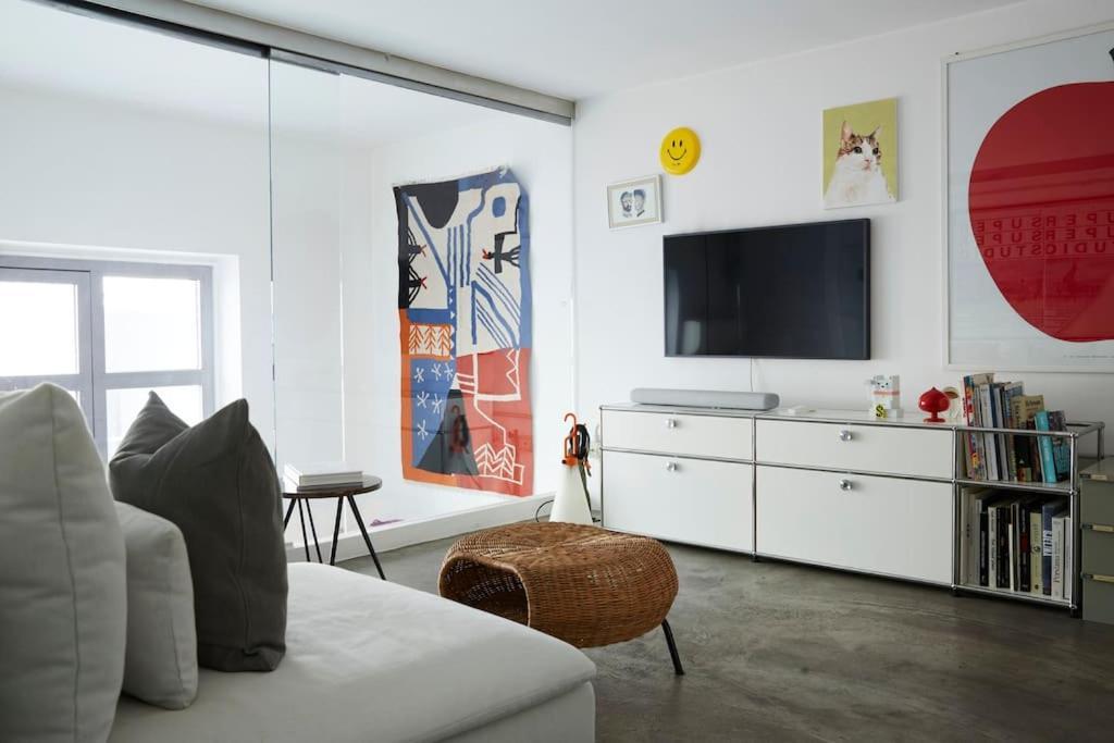 Artist - Porta Romana Apartment *