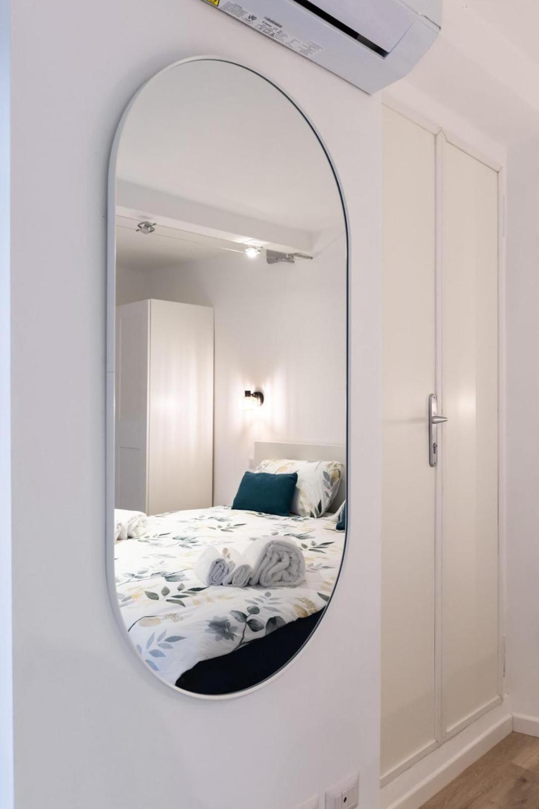 Ortica Street Linate E San Raffaele Apartment Mailand