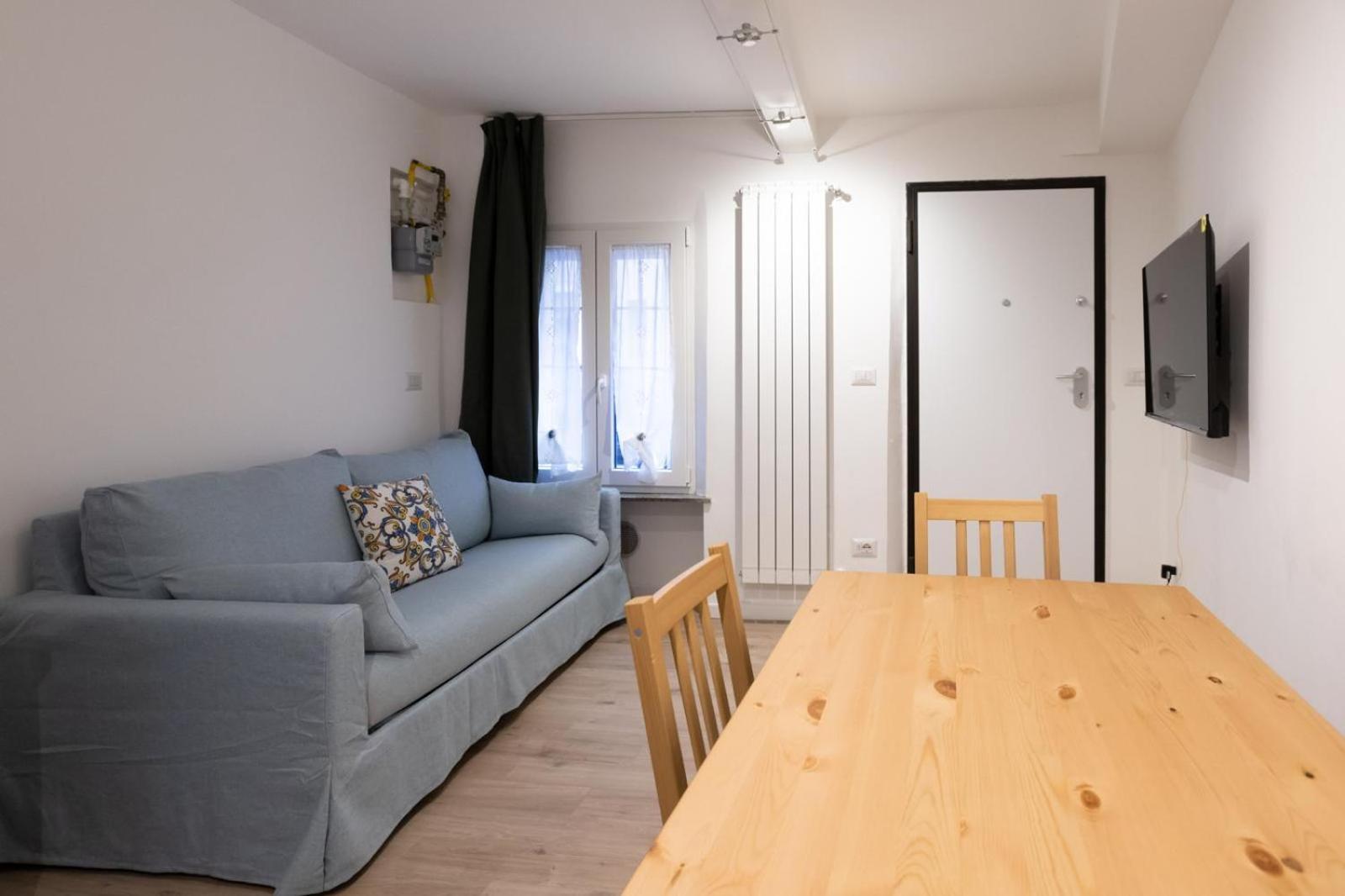 Ortica Street Linate E San Raffaele Apartment *