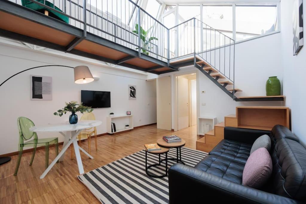 Urban House - Bright House Navigli Center Apartment *